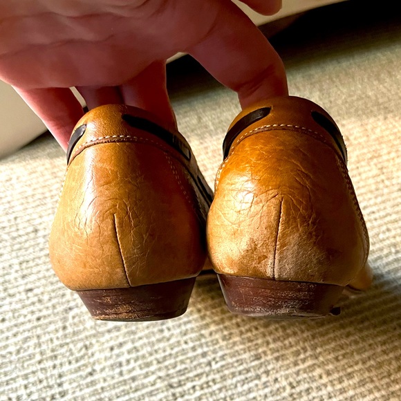 COLE HAAN Brown Leather Loafers, Size 9.5 — GUC - Picture 7 of 9